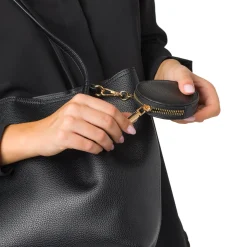 Borsa a Spalla da Donna Nera con Pochette Rimovibile Lora Ferres