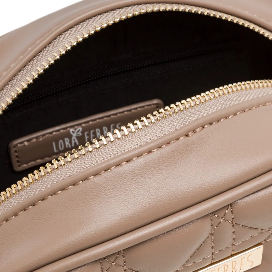 Borsa a tracolla color taupe effetto trapuntato Lora Ferres
