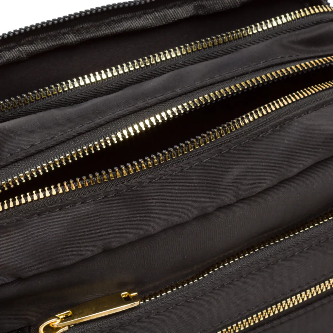 Borsa a Tracolla da Donna Nera con Dettagli Oro Swish Jeans