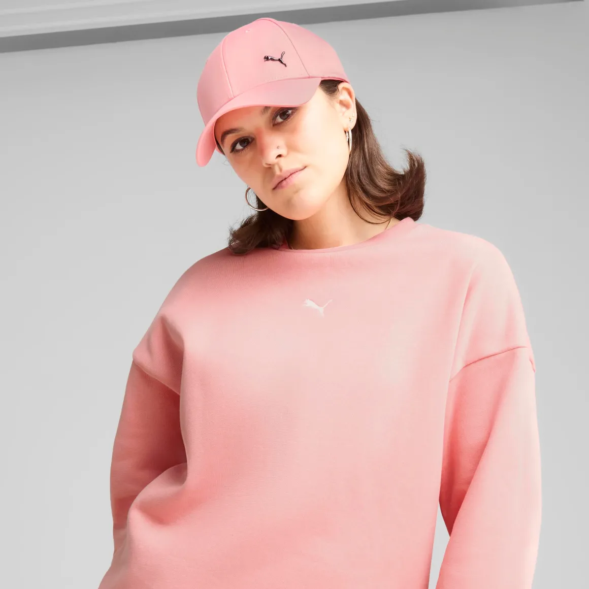 Cappellino rosa con logo e chiusura con strappo Puma Ess Metal
