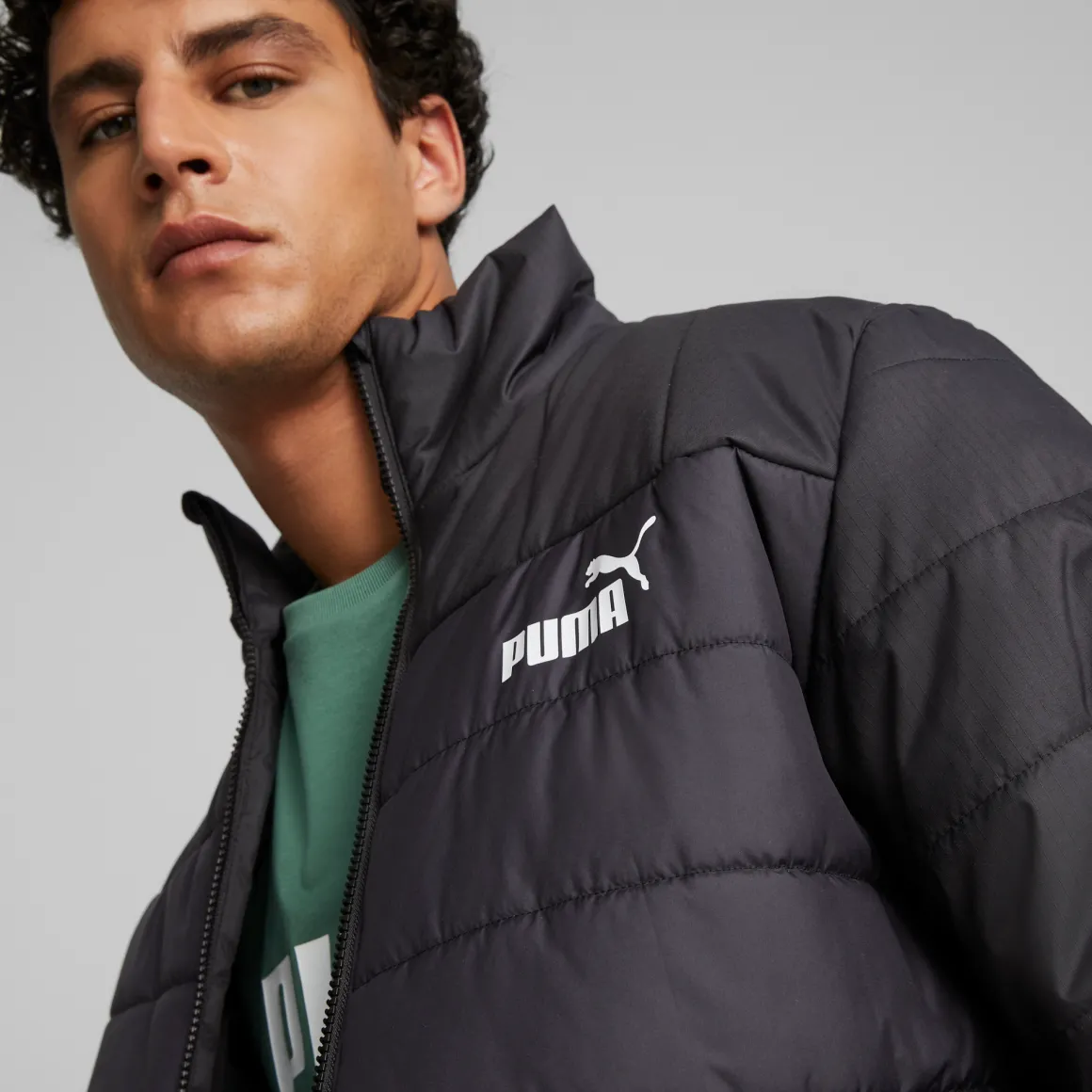 Giubbino uomo nero con logo a contrasto Puma