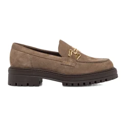 Mocassini chunky da donna beige in pelle scamosciata Primopiano