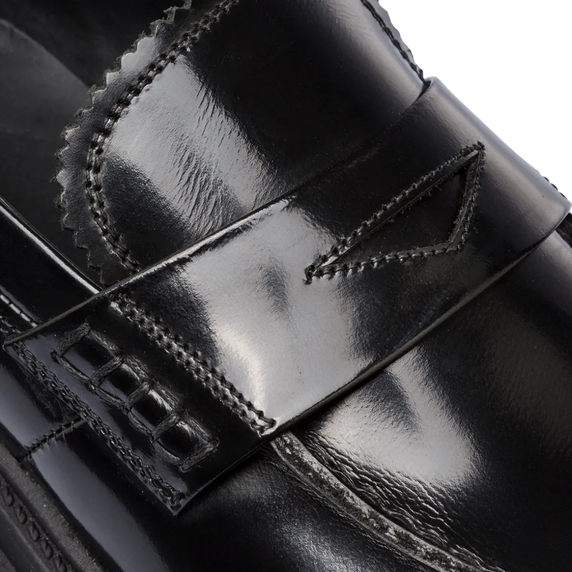 Mocassini chunky neri da Uomo in pelle effetto vernice Primopiano