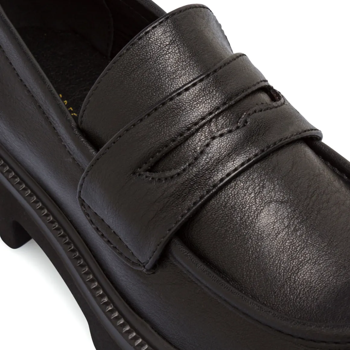 Mocassini loafer neri da Donna Lora Ferres
