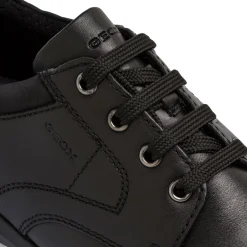 Scarpe casual da uomo nere con logo laterale Geox