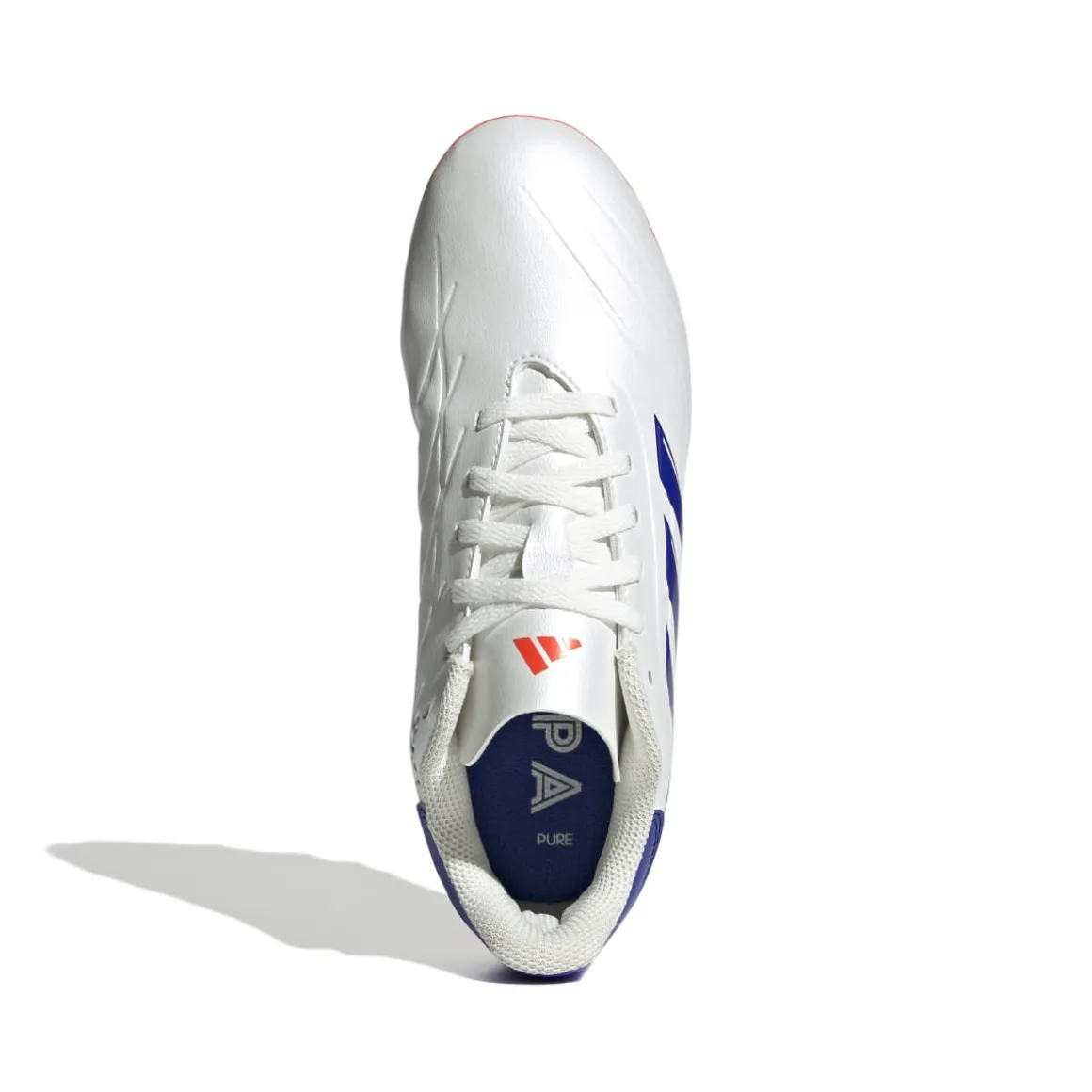 Scarpe da calcio da ragazzo bianche con dettagli blu e arancioni adidas Copa Pure 2 Club FXG