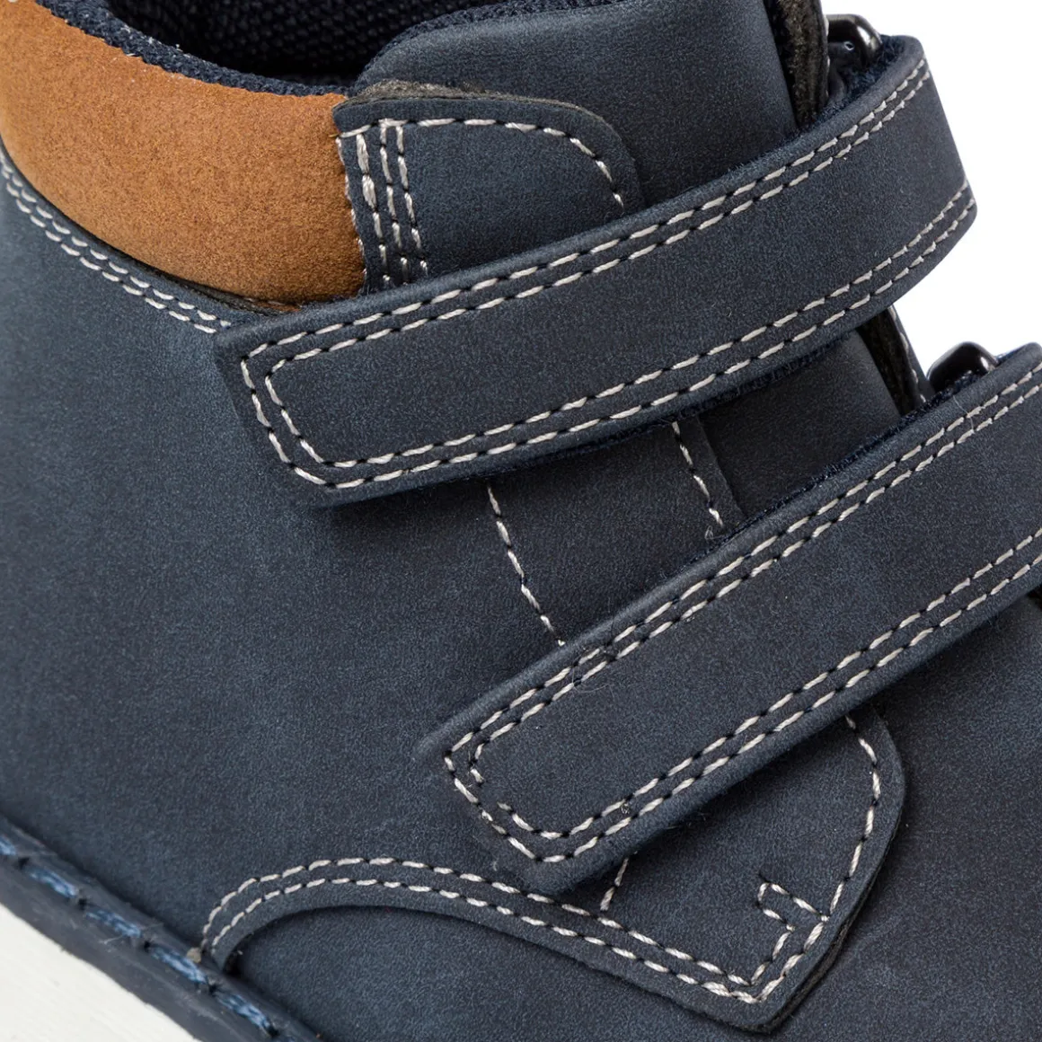 Scarponcini blu da bambino con doppio velcro Chicco Fabel