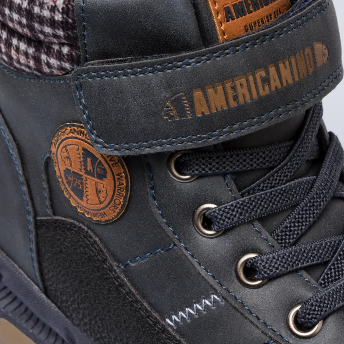 Scarponcini blu da ragazzo Americanino