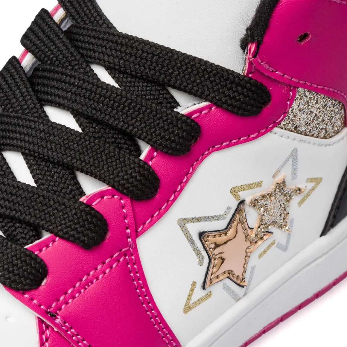 Sneakers alte bianche da ragazza con dettagli fuxia Le Scarpe di Alice