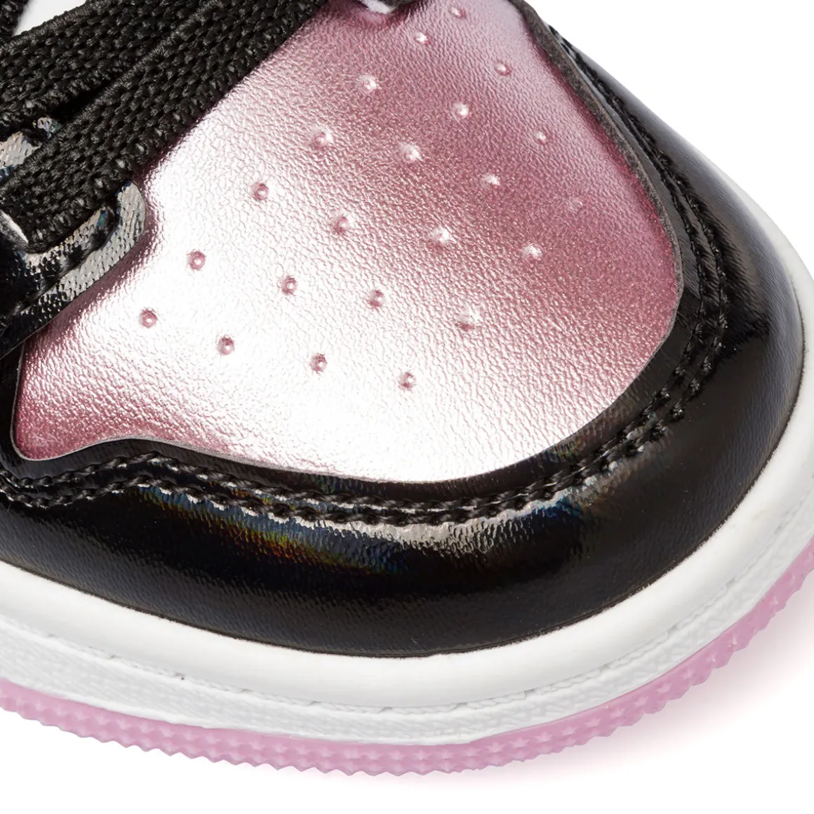 Sneakers alte bianche, nere e rosa effetto laminato da bambina Le scarpe di Alice