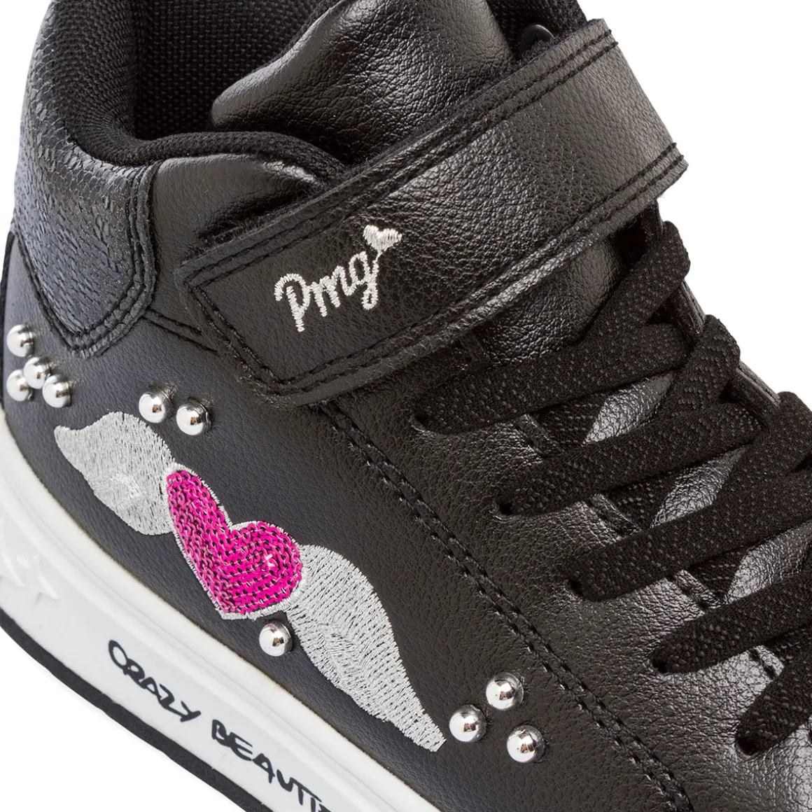 Sneakers alte da bambina nere con cuore glitter Primigi