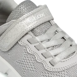 Sneakers argento da Bambina con chiusura a strappo e suola traspirante Geox