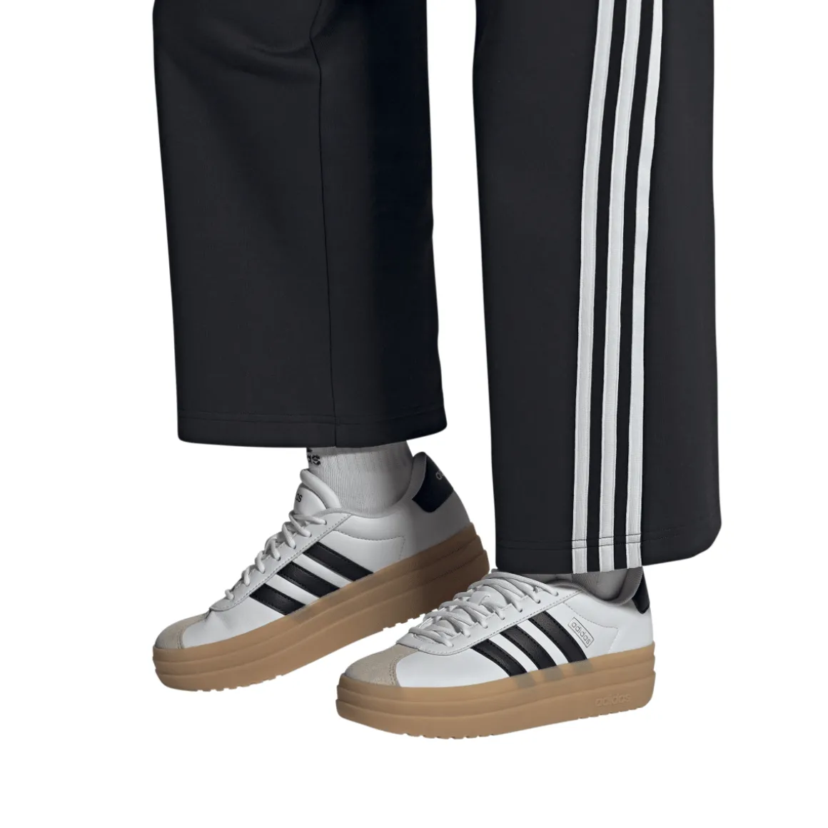 Sneakers bianche da Donna con dettagli neri VL COURT BOLD adidas