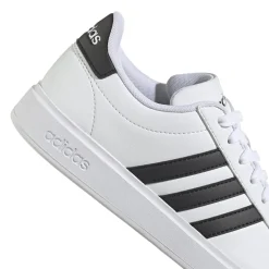 Sneakers casual da donna bianche con logo adidas Grand Court