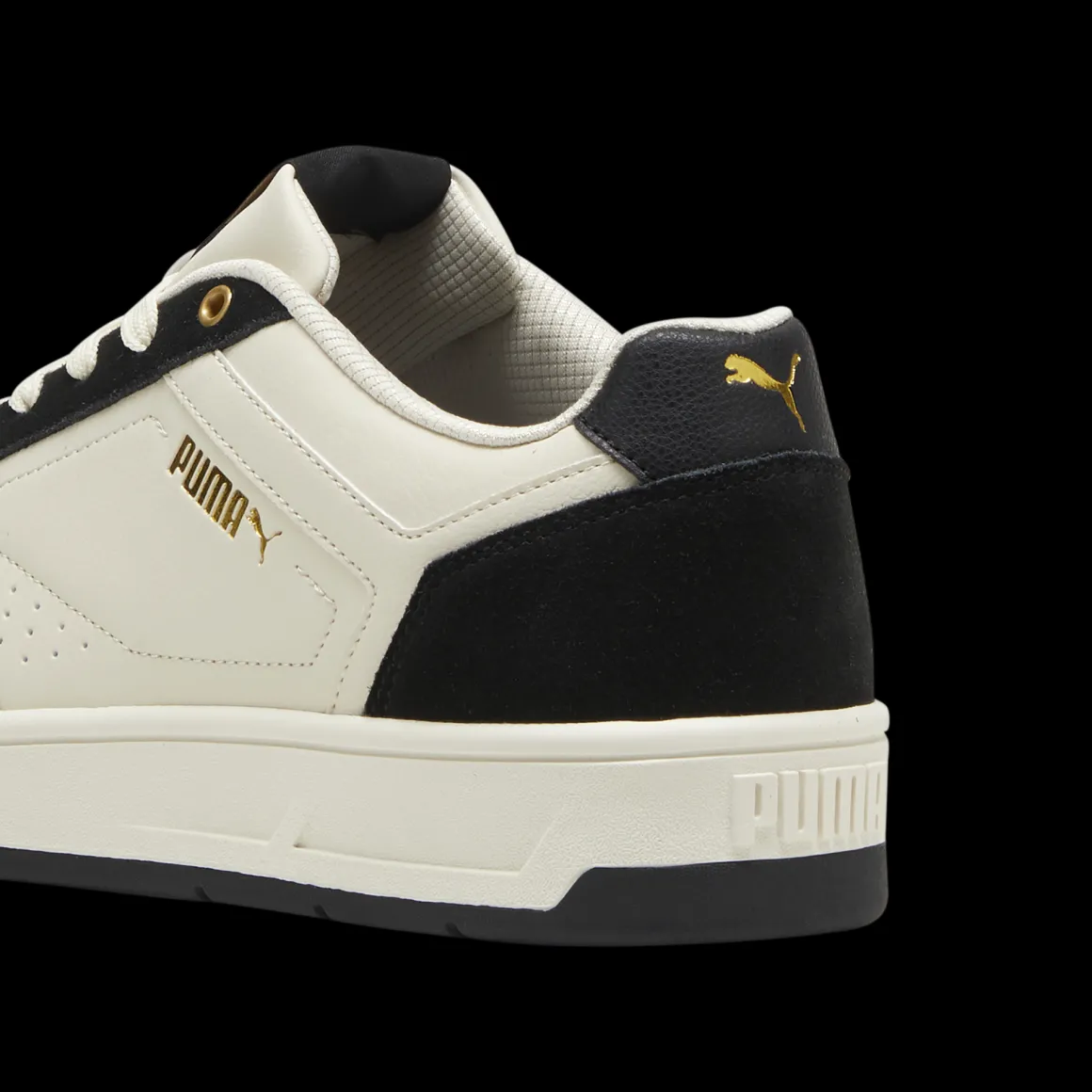 Sneakers casual da uomo bianche e nere con logo Puma Court Classic