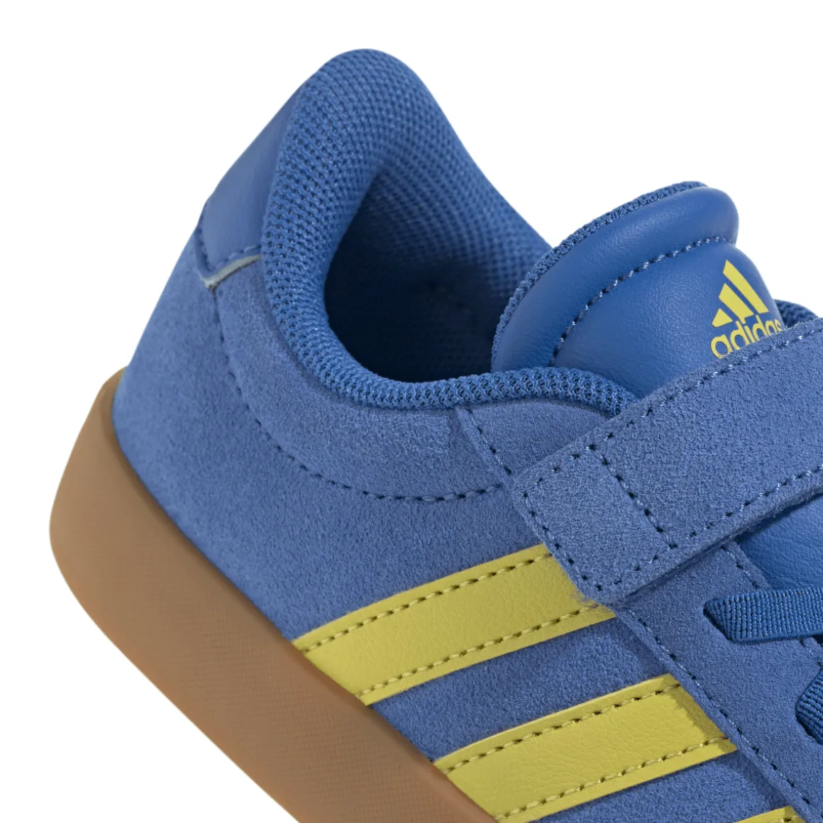 Sneakers da bambino e bambina in pelle effetto scamosciato blu e gialle adidas VL Court 2.0