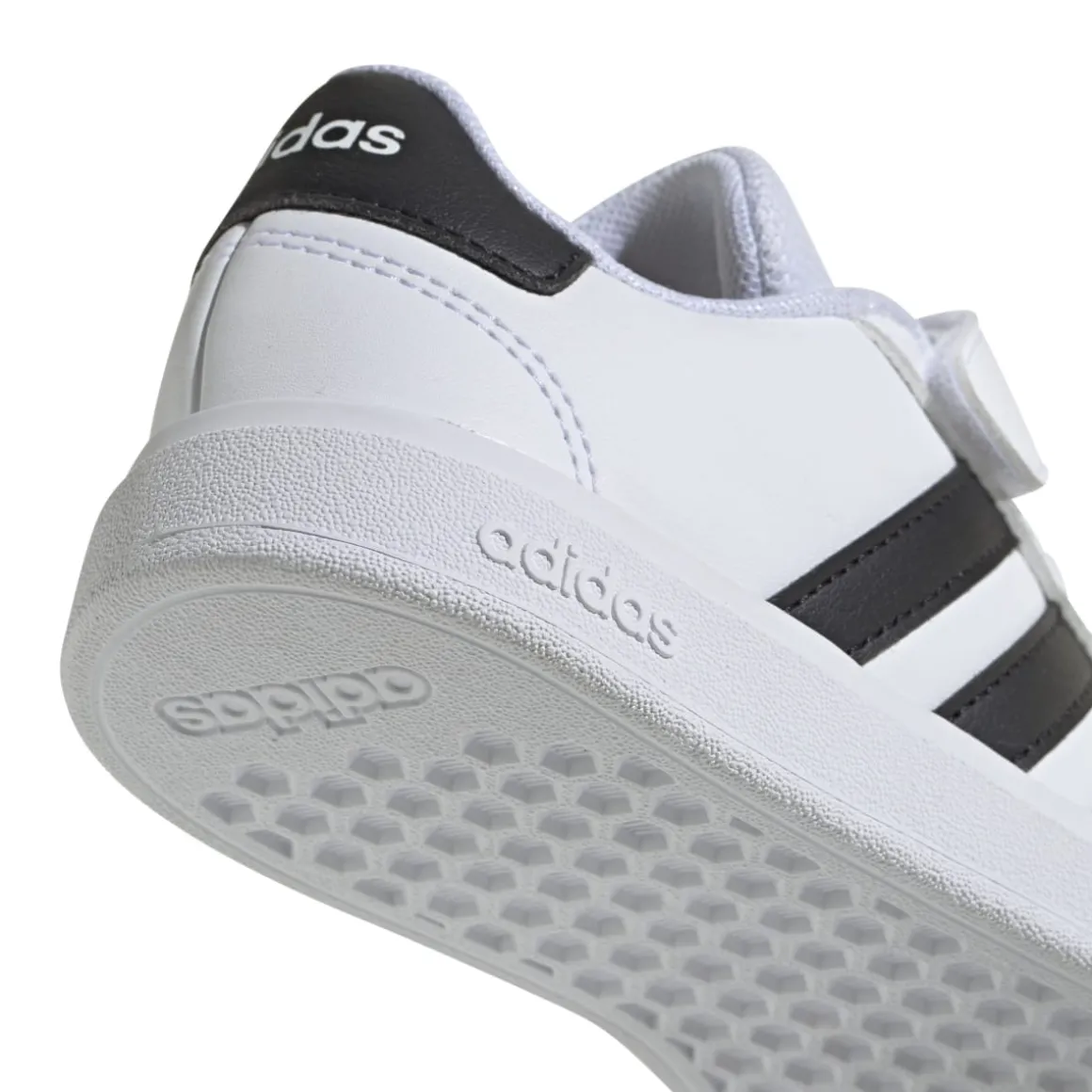 Sneakers da ragazzo bianche e nere adidas Grand Court 2.0