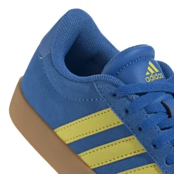 Sneakers da ragazzo e ragazza in pelle effetto scamosciato blu e gialle adidas VL Court 2.0