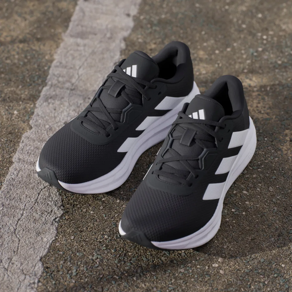 Sneakers da running uomo nere con logo adidas Galaxy 7