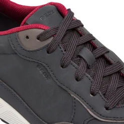 Sneakers da uomo blu con inserti effetto scamosciato Geox