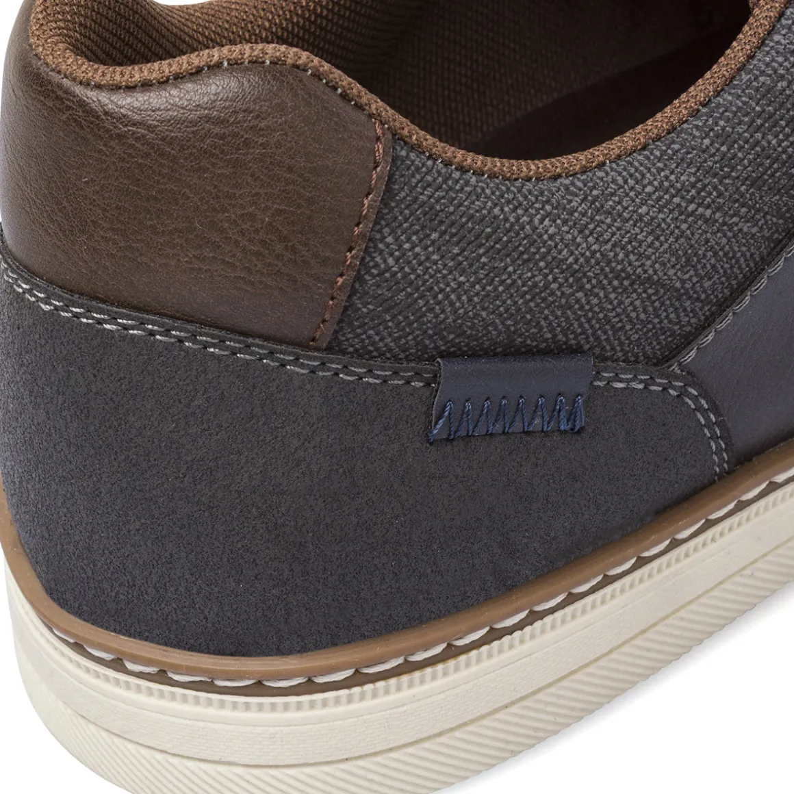 Sneakers da Uomo Grigie con Dettagli Marroni Riflessi Urbani