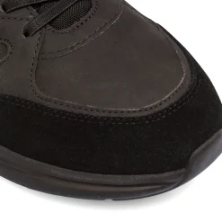 Sneakers da uomo nere con inserti effetto scamosciato Geox