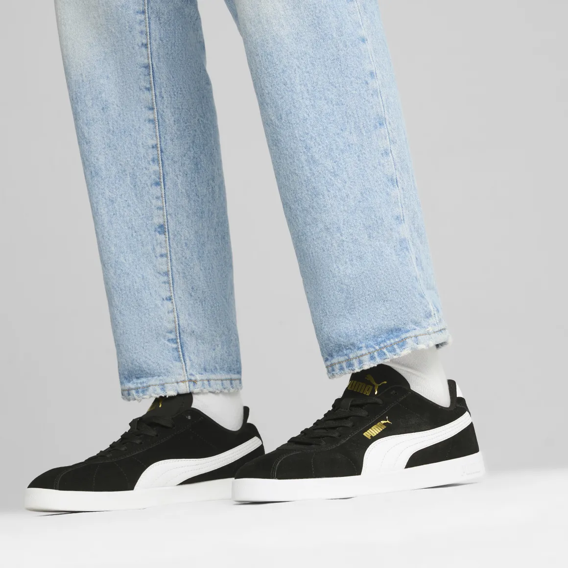 Sneakers da uomo nere in pelle effetto scamosciato Puma Club II