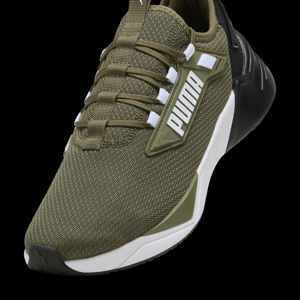 Sneakers da uomo verde militare con logo Puma Retaliate 3