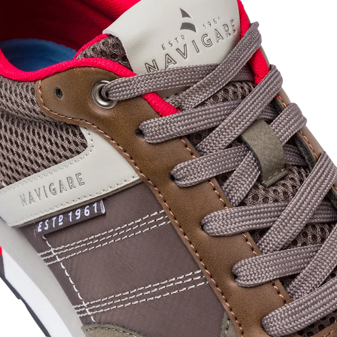 Sneakers Grigie da Uomo con inserti Rossi Navigare