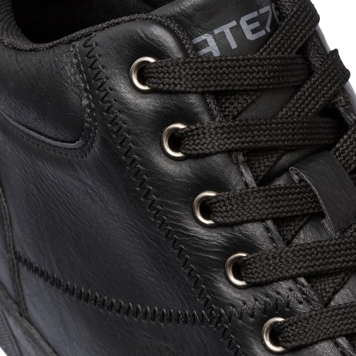 Sneakers nere da uomo con logo Gate 76