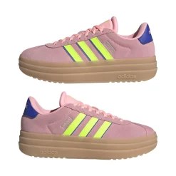 Sneakers platform rosa da donna con dettagli giallo fluo e blu adidas VL Court Bold