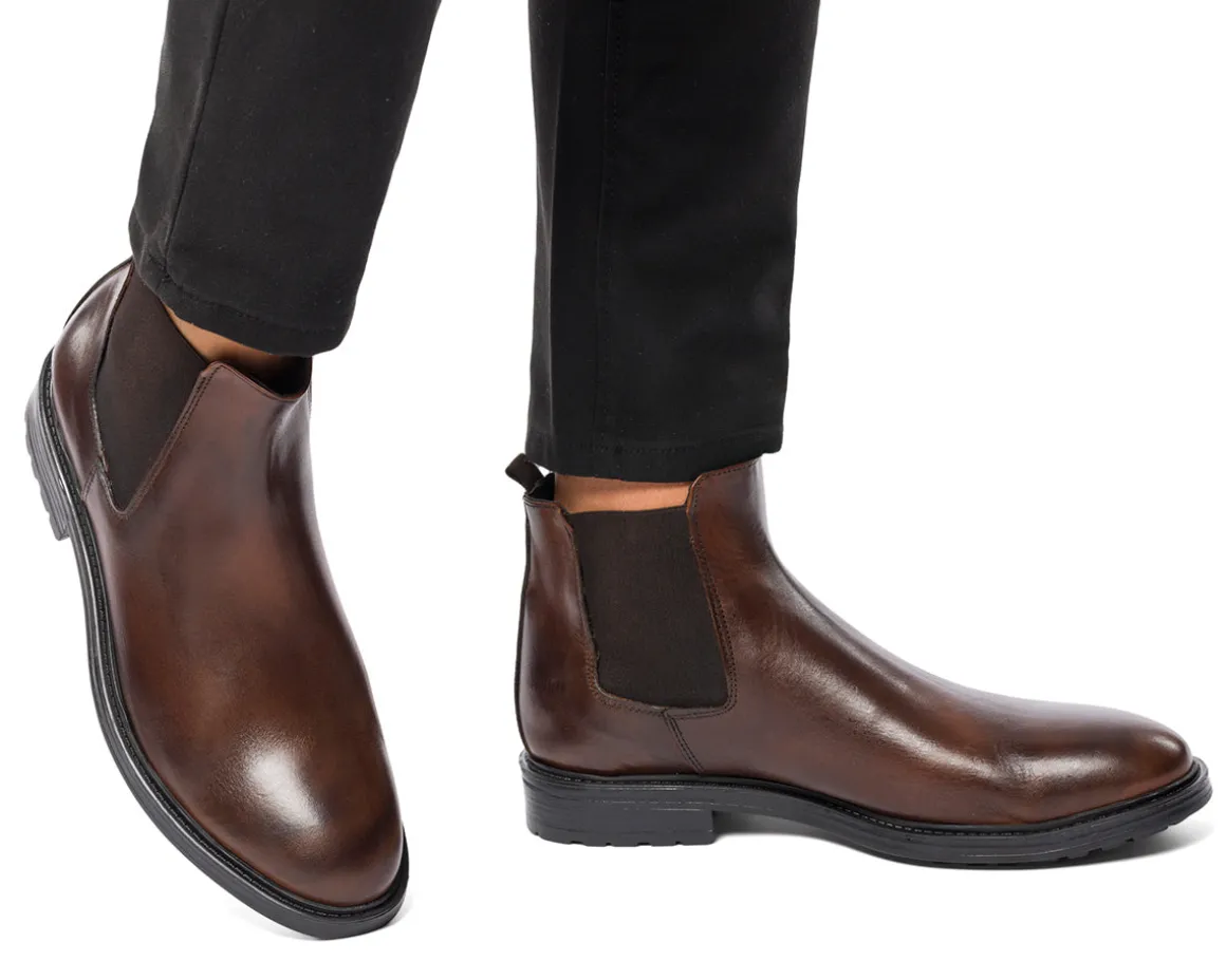 Stivaletti con elastici marroni in pelle da uomo con suola chunky Primopiano