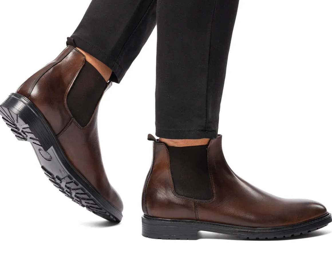 Stivaletti con elastici marroni in pelle da uomo con suola chunky Primopiano