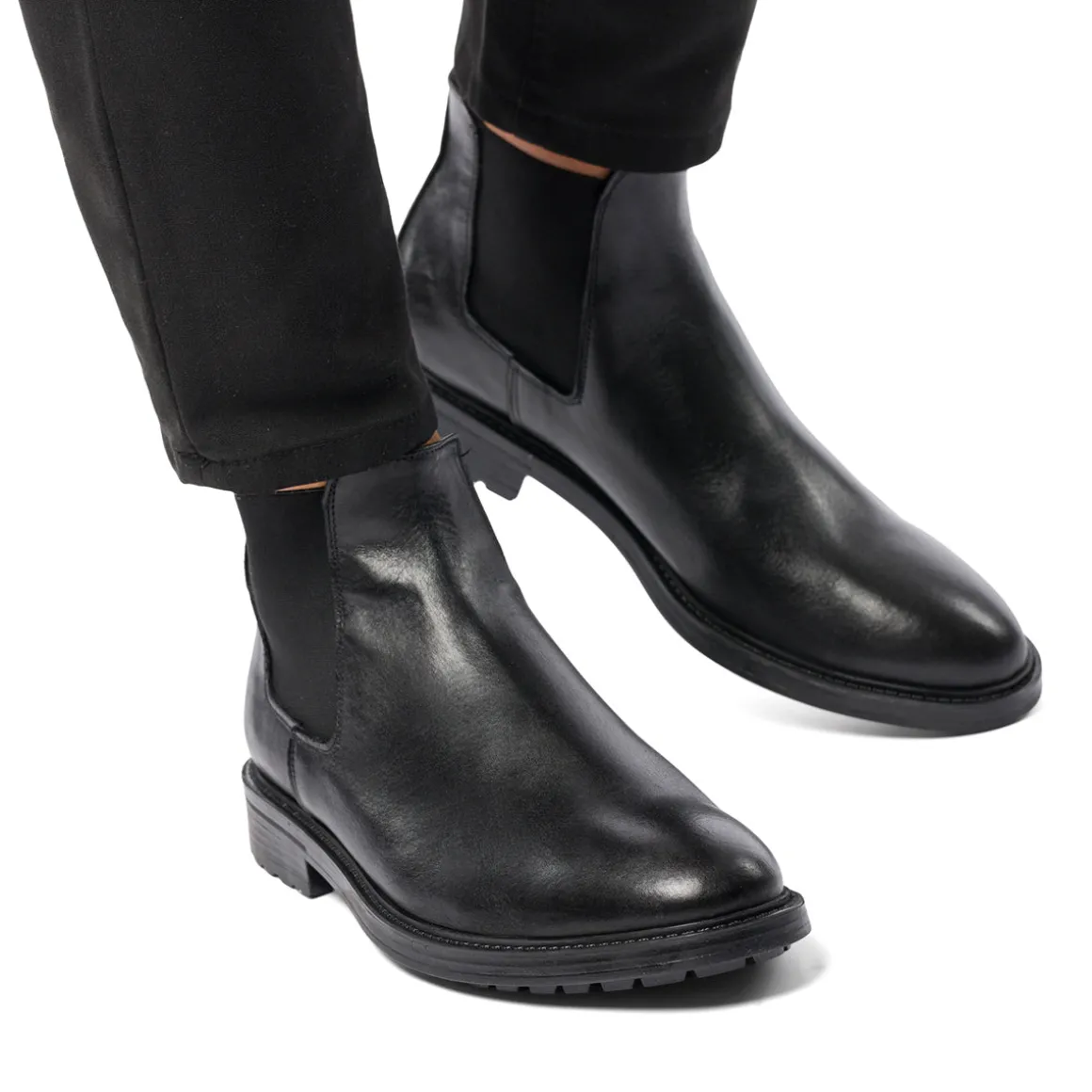 Stivaletti con elastici neri in pelle da uomo con suola chunky Primopiano