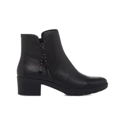 Stivaletti da donna neri con borchie laterali e chiusura zip P Soft