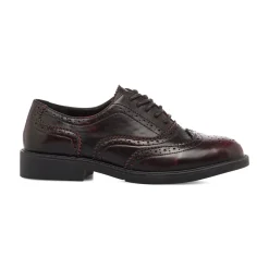 Stringate bordeaux da donna con dettagli brogue e allacciatura oxford Swish Jeans