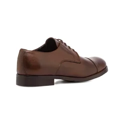 Stringate derby eleganti da uomo marrone in pelle Primopiano