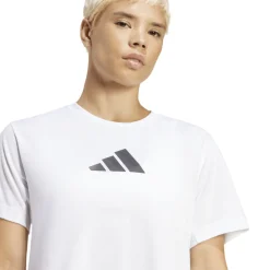 T-shirt cropped bianca da Donna con logo frontale adidas