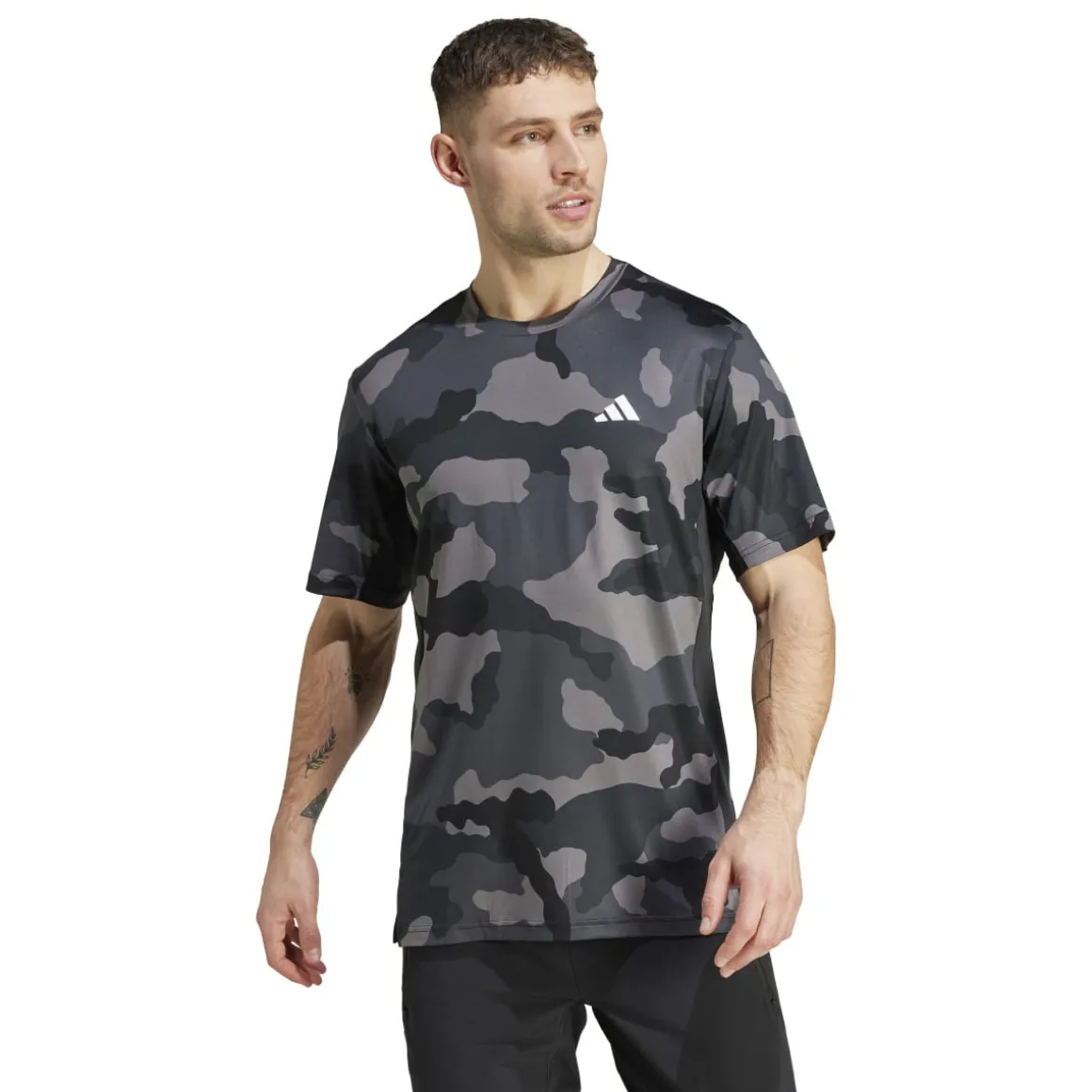 T-shirt da allenamento uomo Train Essentials Camo Allover Prin adidas