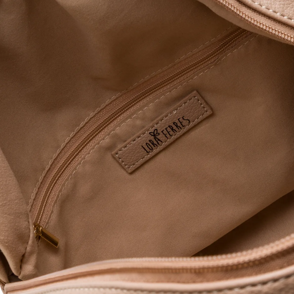 Zaino da donna beige con dettagli traforati Lora Ferres